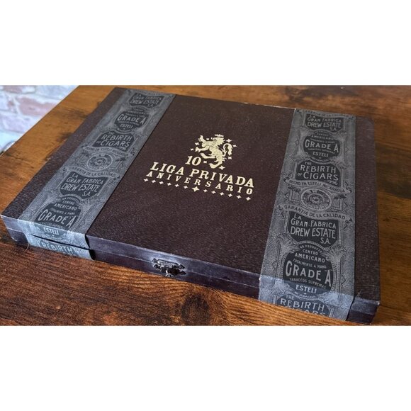 Liga Privada 10 Aniversario Toro Cigar Box Wooden Collectible - Picture 2 of 16